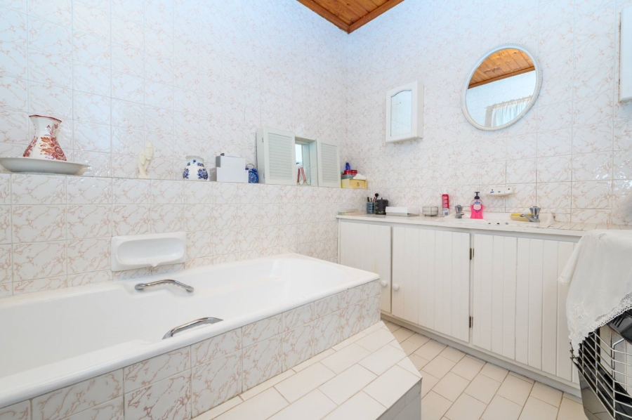 4 Bedroom Property for Sale in Linton Grange Eastern Cape